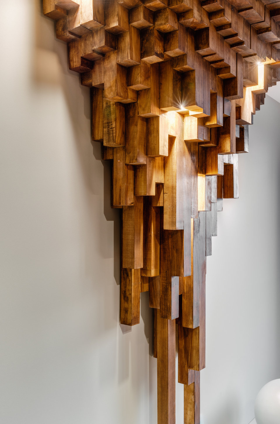 Параметричний дизайн квартири - дерев'яний декор
